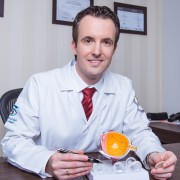 Dr. Kleyton Barella
